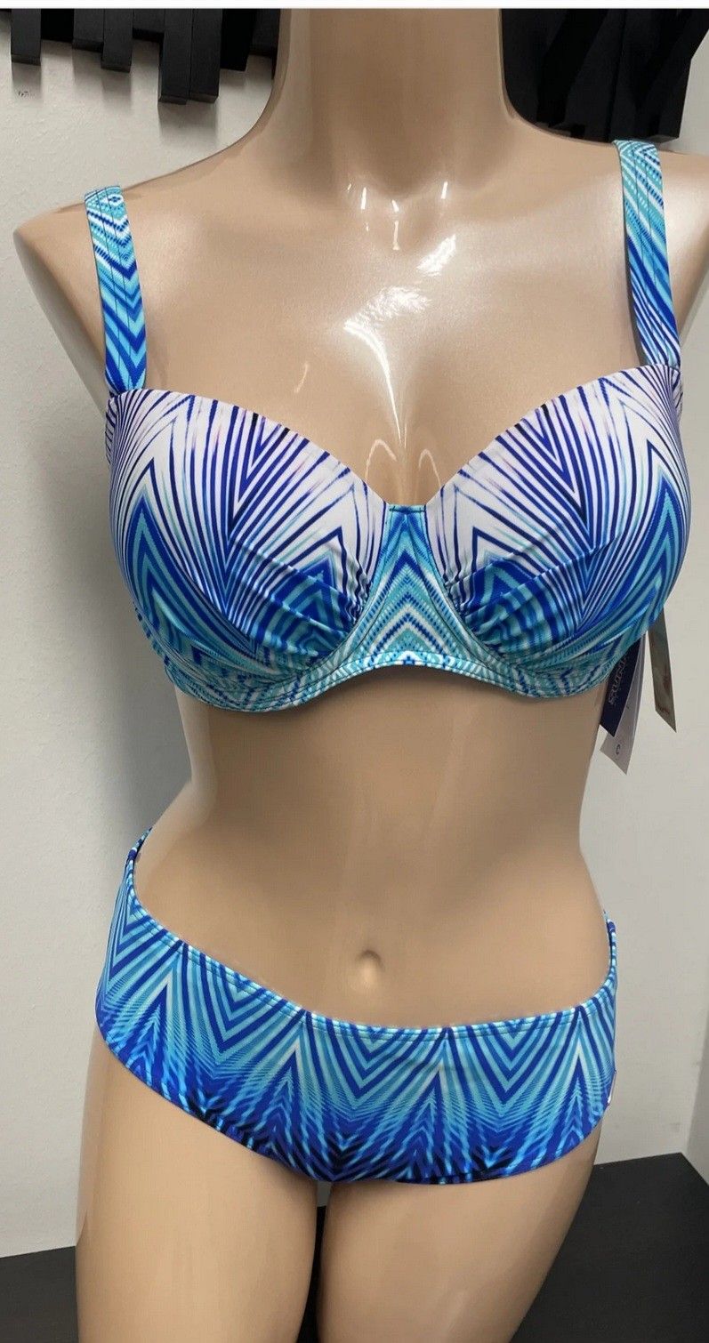 Uudet Sunflair bikinit