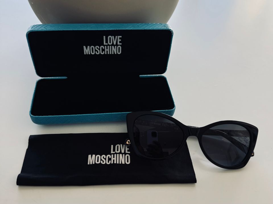 Love Moschino MOL031/S