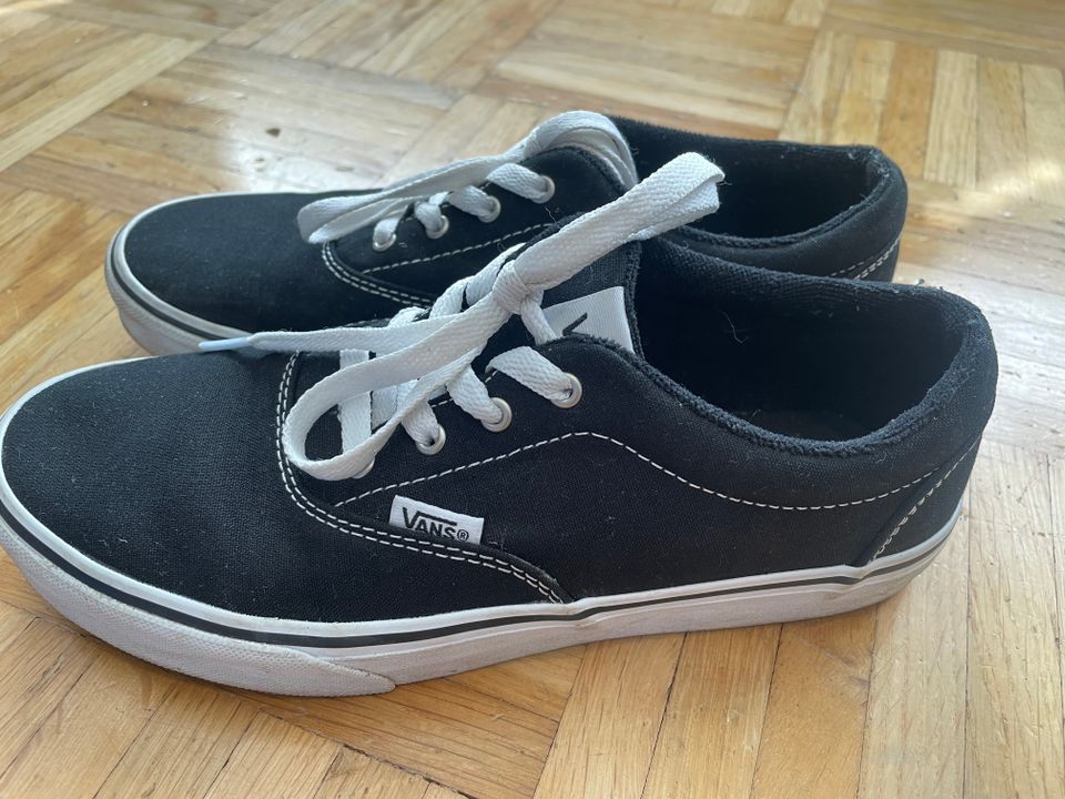 Vans authentic tennarit koko 37