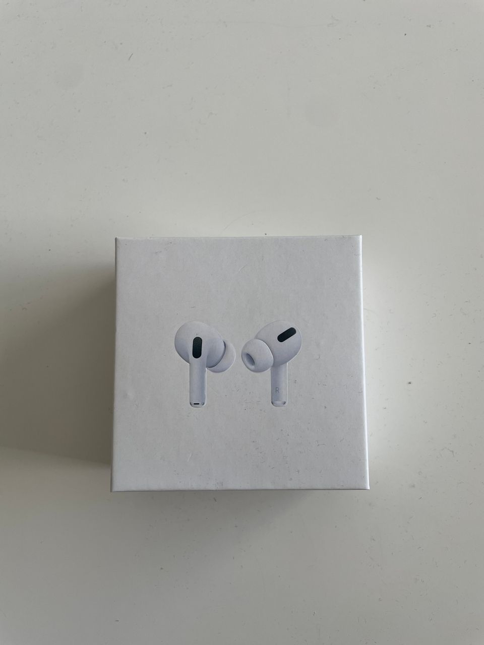 Apple airpods 2 kuulokeet