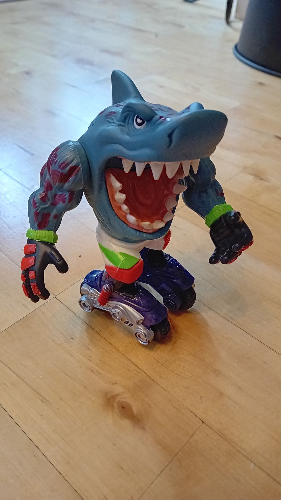 1995 Street Sharks Moto Streex Hahmo