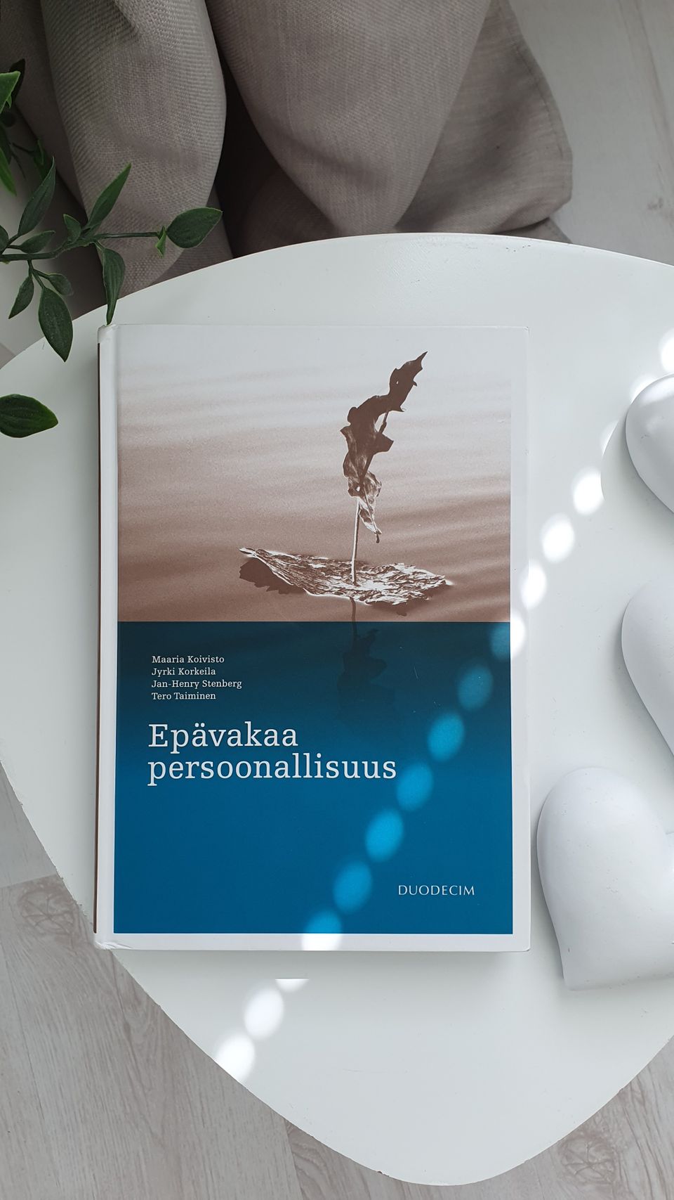 Epävakaa persoonallisuus -kirja (Duodecim)