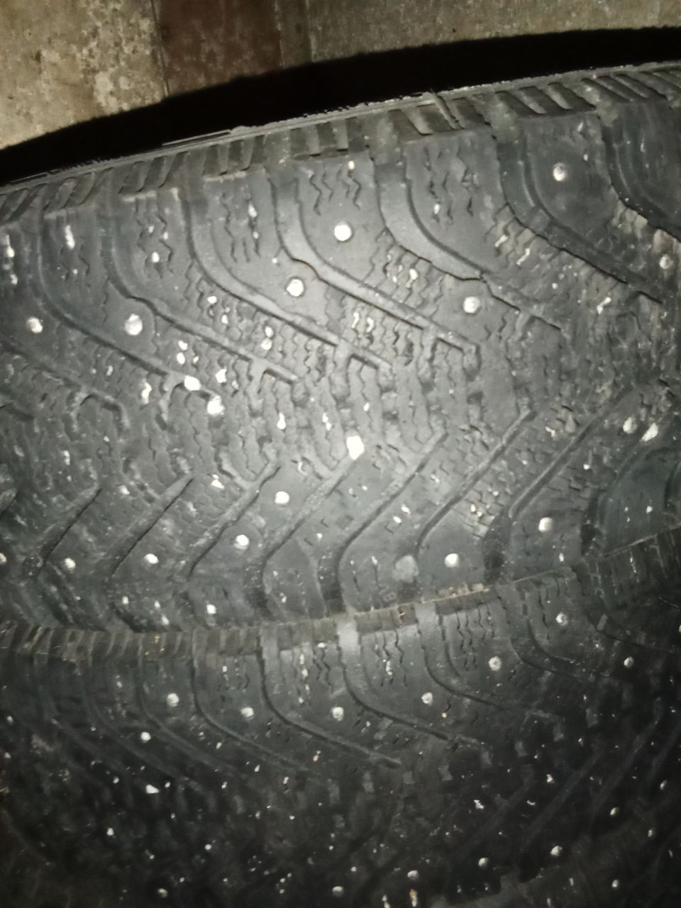 Nastarenkaat 185/65 r15