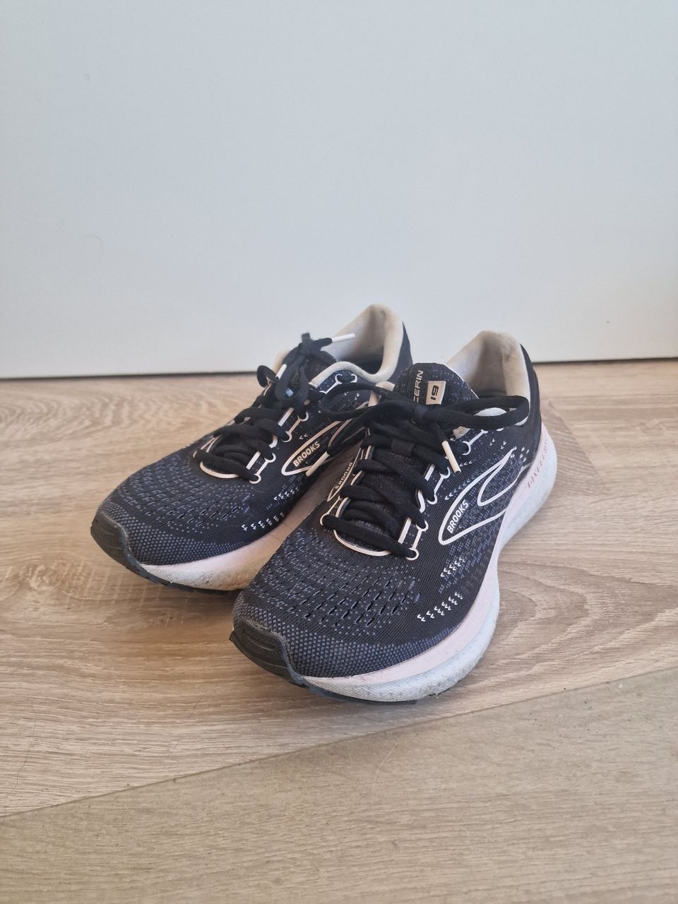 Brooks Glycerin 19 koko 38.5 (37-38)