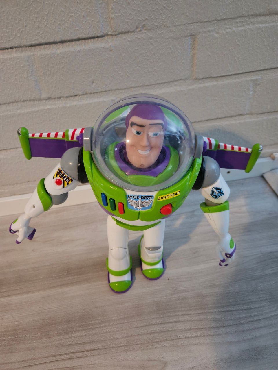 Buzz Lightyear lelu