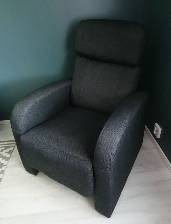 Mekanismituoli / Recliner / nojatuoli (sis. kotiinkuljetuksen)