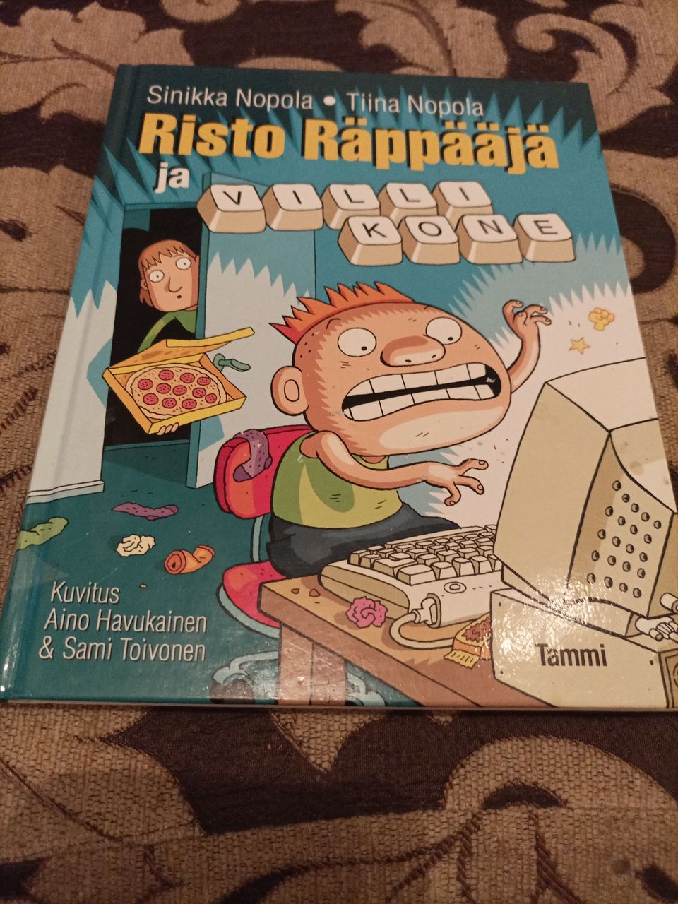 Risto Räppääjä ja villi kone - lastenkirja