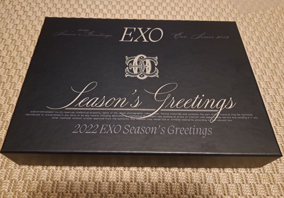 EXO 2022 Season's Greetings