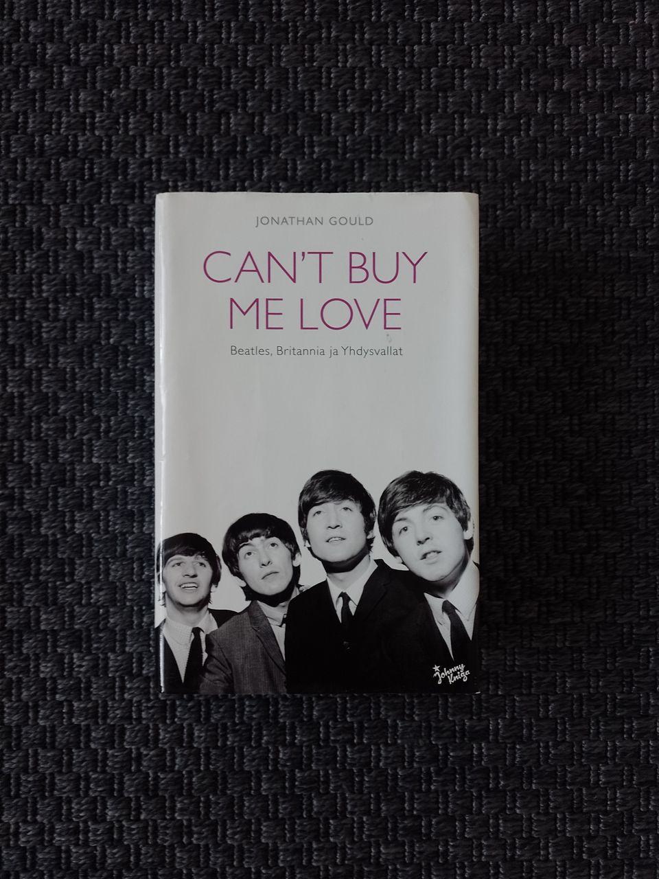 The Beatles Cant buy me love kirja