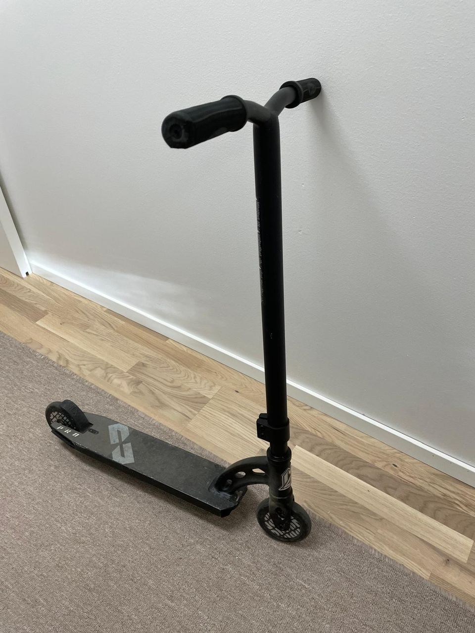 MG pro LTD stuntscooter