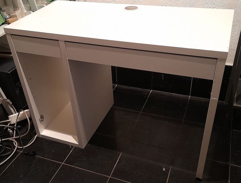 Ikea työpöytä, Micke, valkoinen, 105x50cm