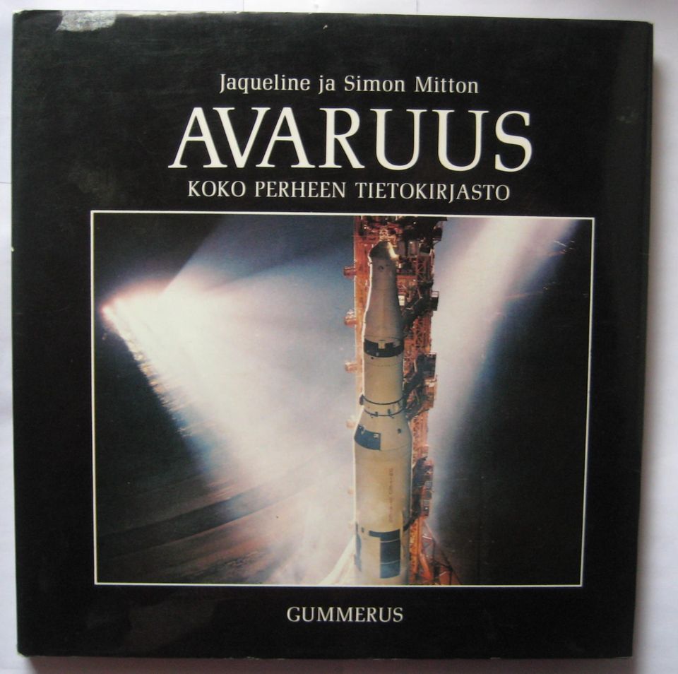 Avaruus-kirja.Jaqueline ja Simon Mitton