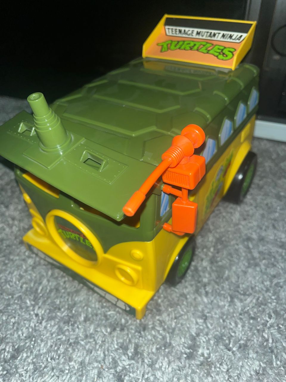 Tmnt/Turtles figuurit ja auto