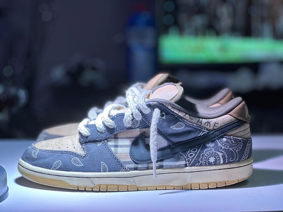 Nike Sb dunk low Travis Scott