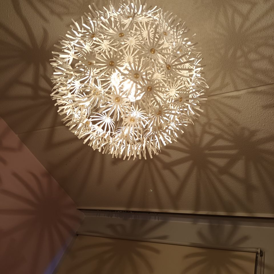 Ikean Maskros lamppu