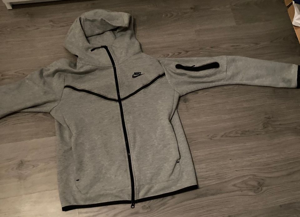 Nike tech fleece tracksuit