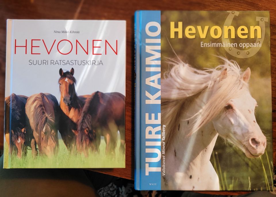 Suuri ratsastuskirja & Kaimion Hevonen - Ensimmäinen oppaani