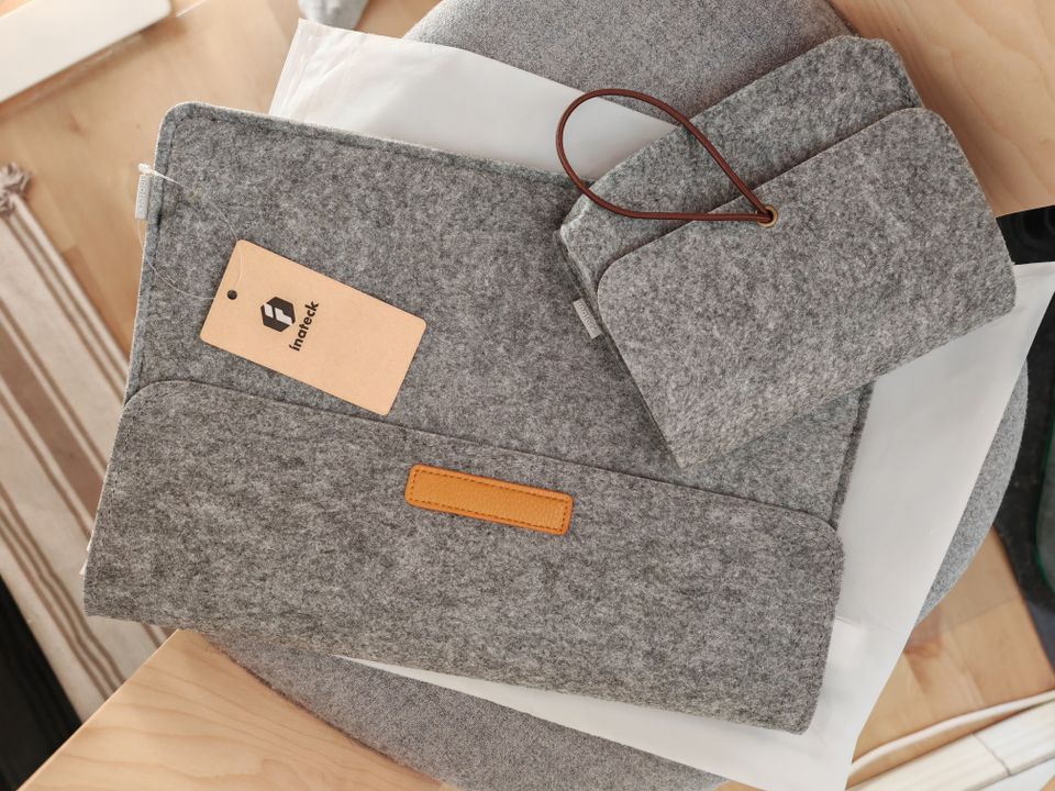 Inateck MacBook 13" sleeve and charger bag