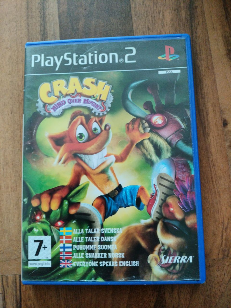 Crash Mind Over Mutant PS2 peli