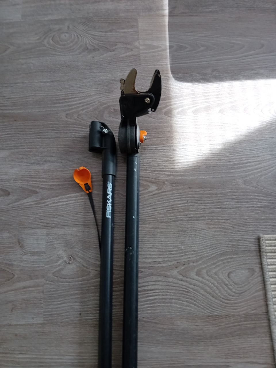 Fiskars oksaleikkuri jatkovarrella max 300 cm