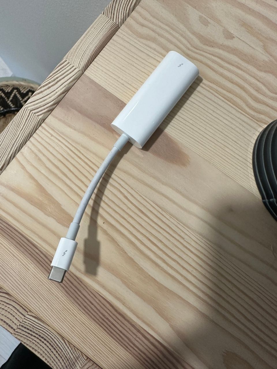 *VARATTU* Apple Thunderbolt 3 (USB-C) - Thunderbolt 2 sovitin
