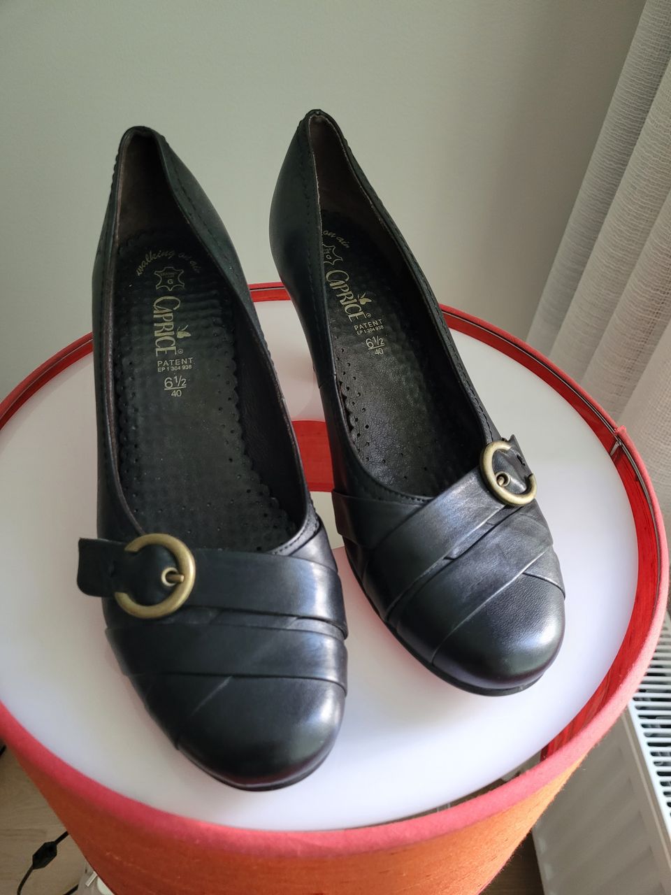 Caprice mustat kengät koko 6,5