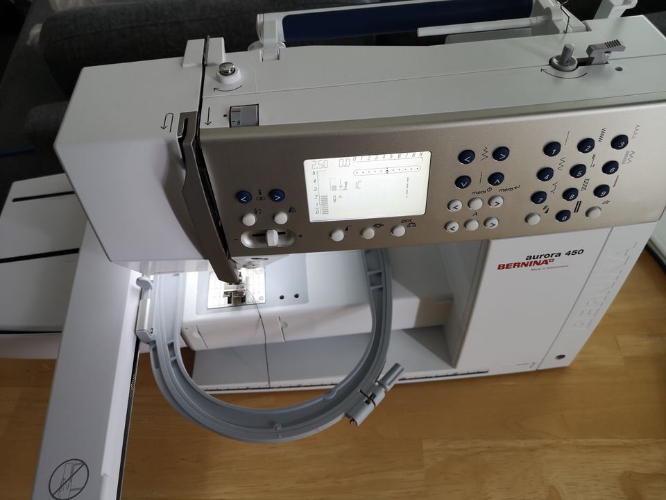 Bernina Aurora 450