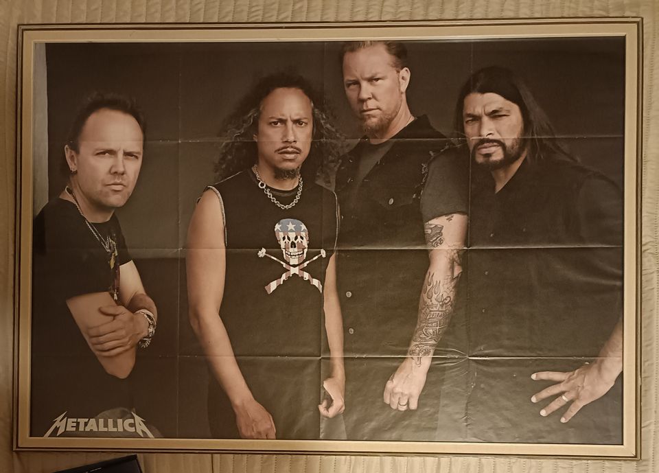 Metallica juliste kehyksissä