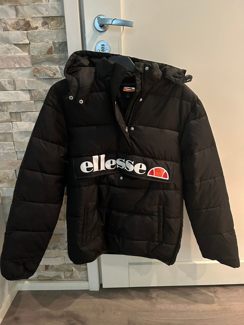 Ellesse takki