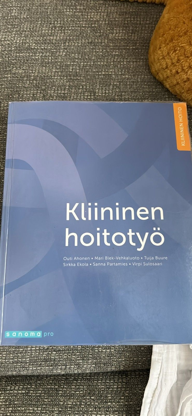 Kliininen hoitotyö kirja