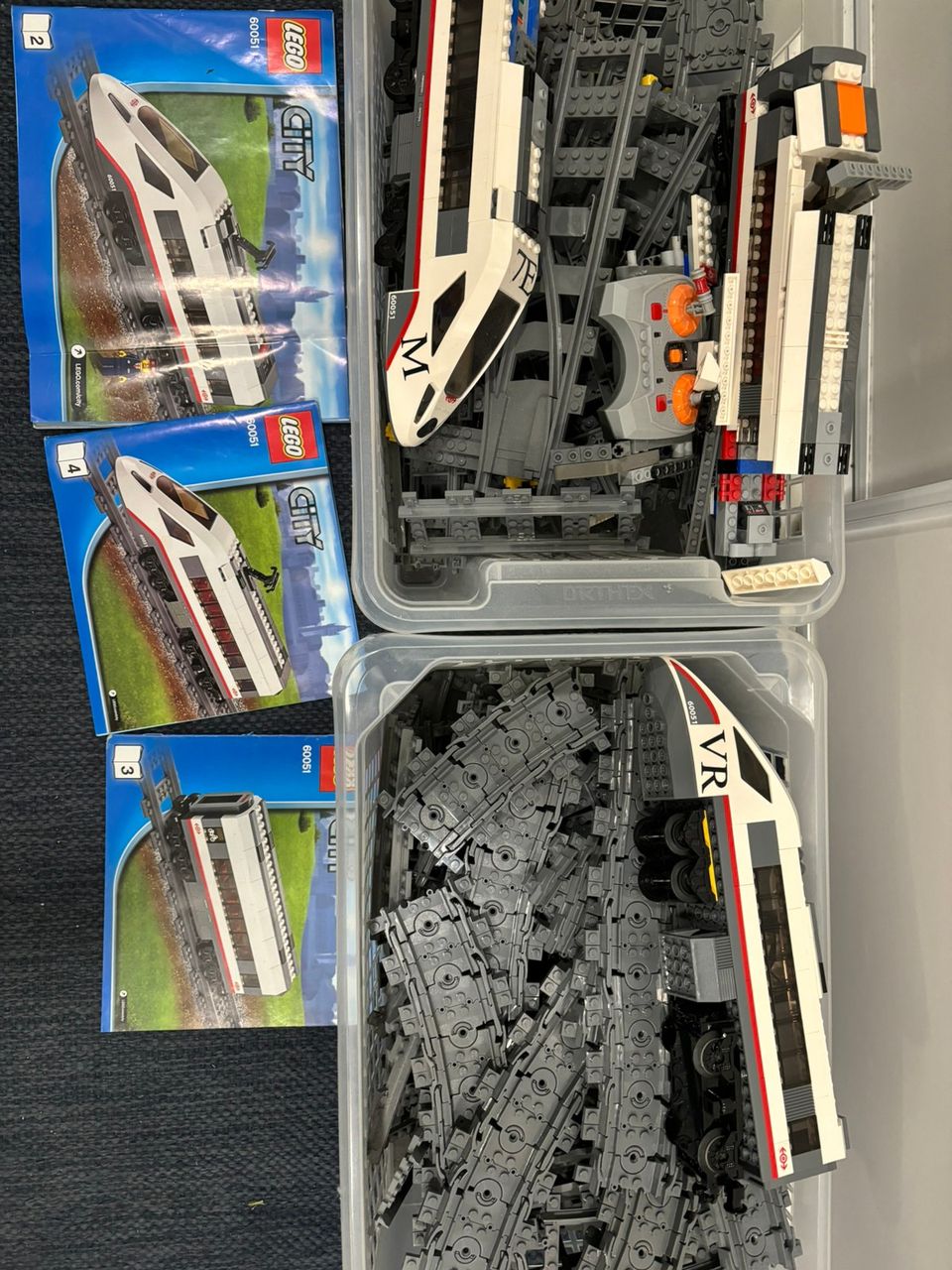 Lego juna ja lego junaraiteita