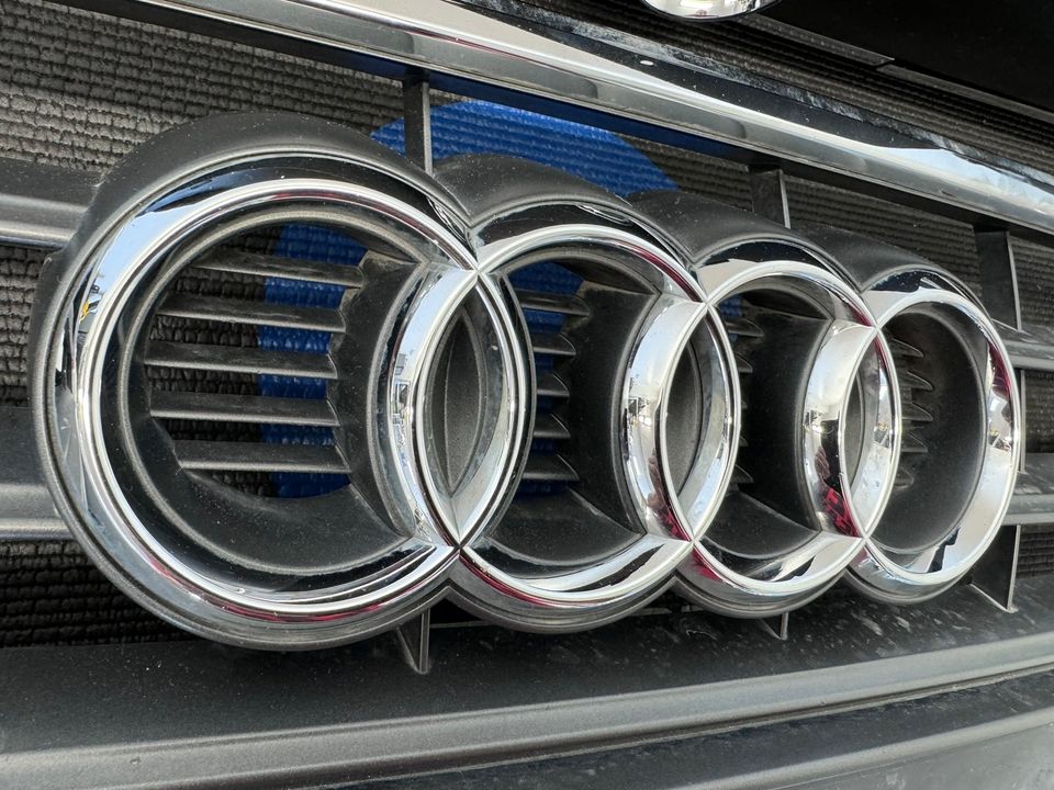 Audi A4 B8PA facelift maski