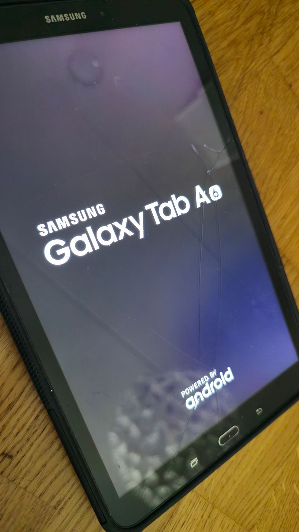 Samsung tab A6 (näyttö rikki)