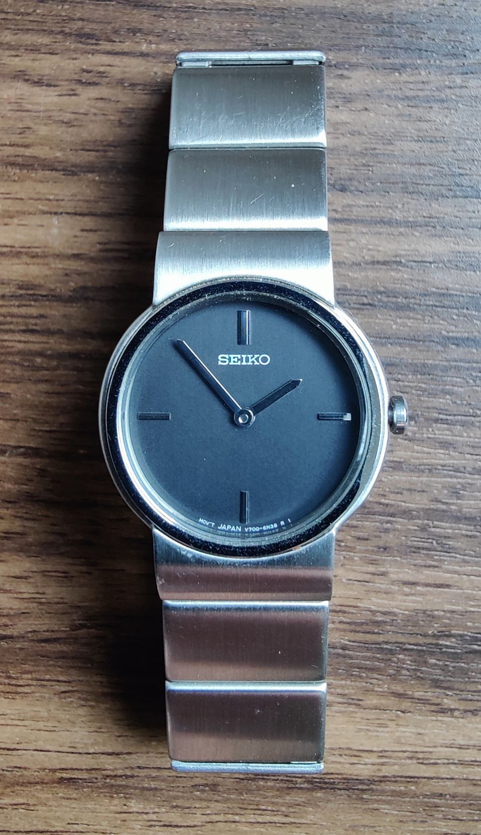 SEIKO V700-6L20 naisten rannekello women's watch
