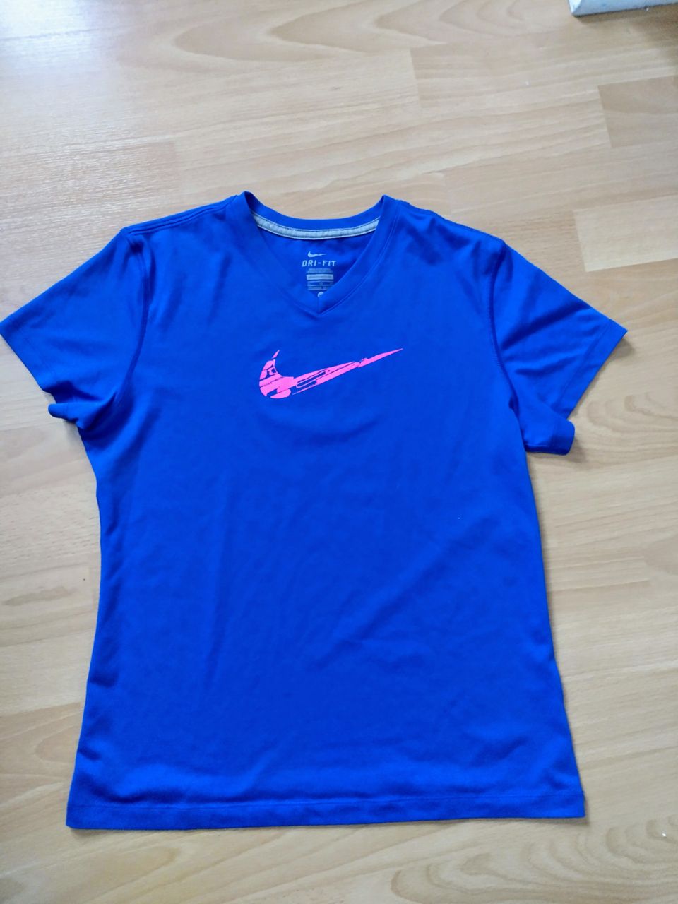 Nike dri-fit t-paita 156/166cm