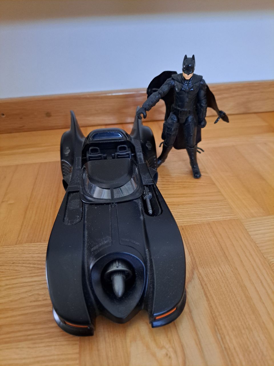 Batman ja auto
