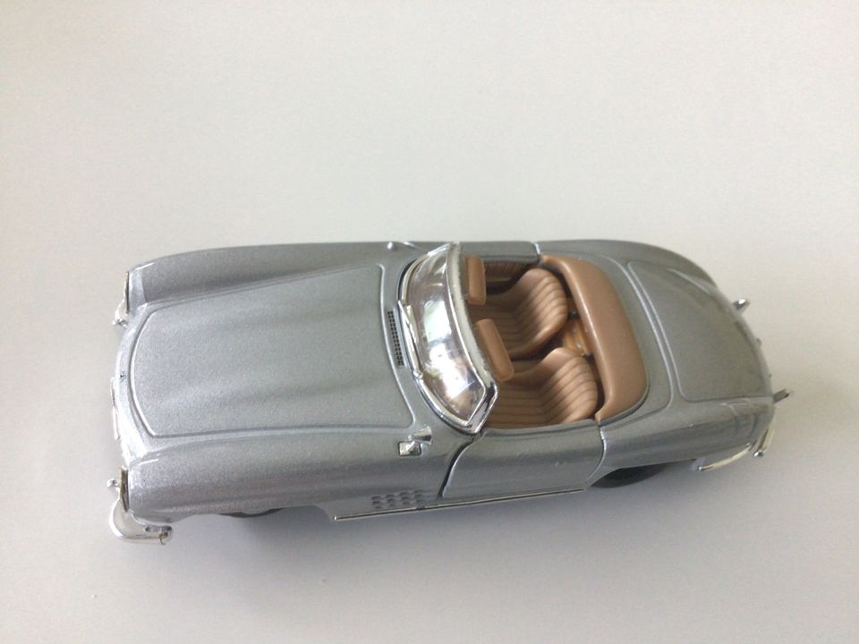 Mersu 300 sl, miniatyyri