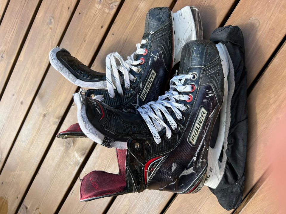 Bauer vapor X900 jääkiekkoluistimet