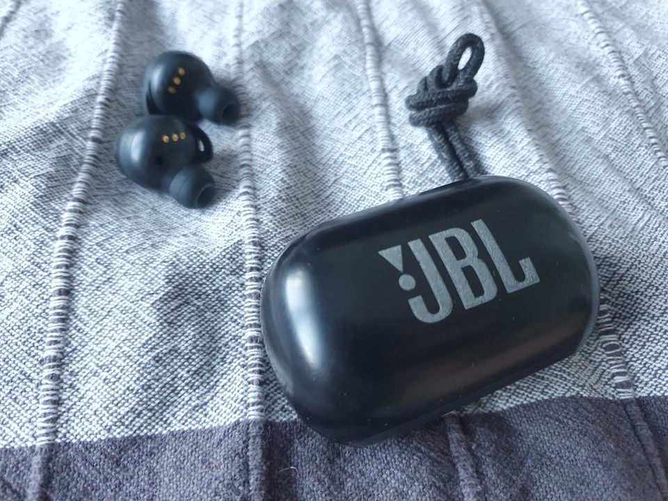 JBL Reflect Pro Nappikuulokkeet