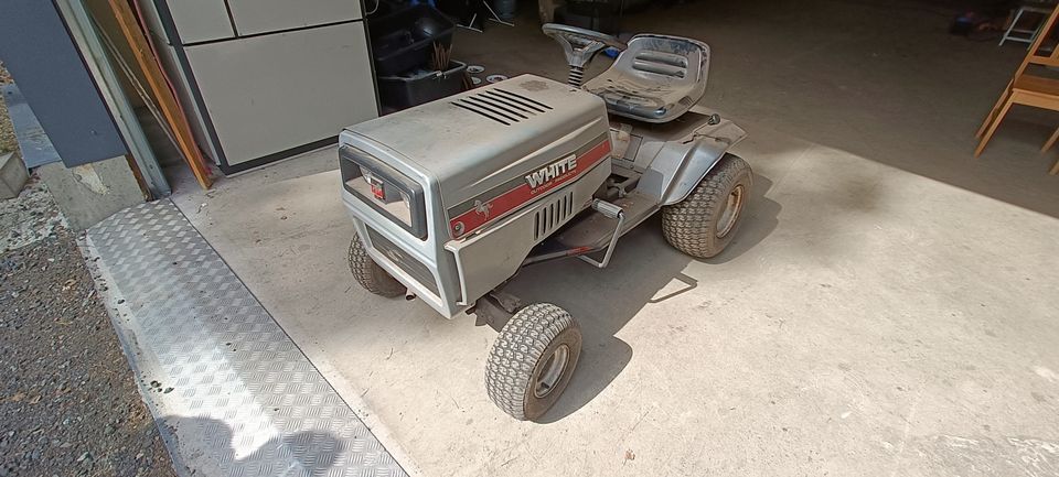 Ajoleikkuri white 12 HP Briggs&stratton