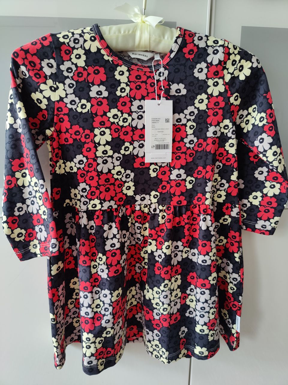 Marimekko Kukkakoru uusi mekko