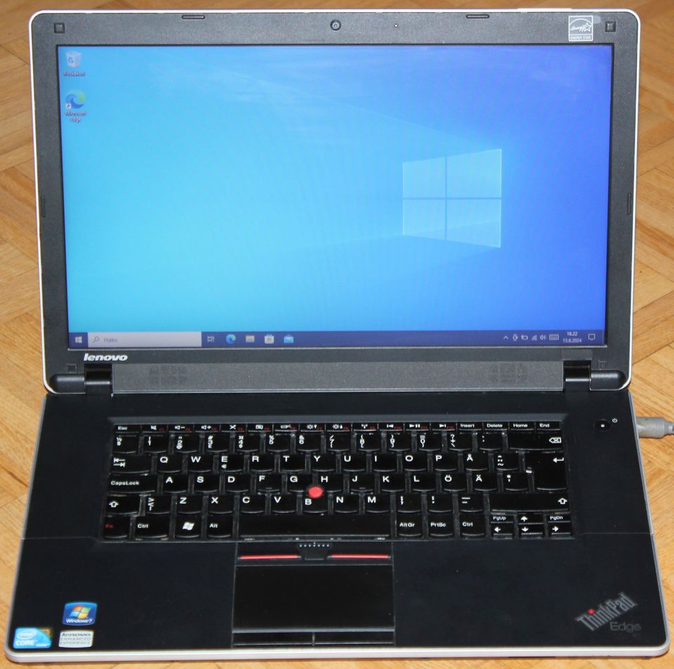 Lenovo ThinkPad Edge 15-läppäri, SSD, Windows 10, 15.6"