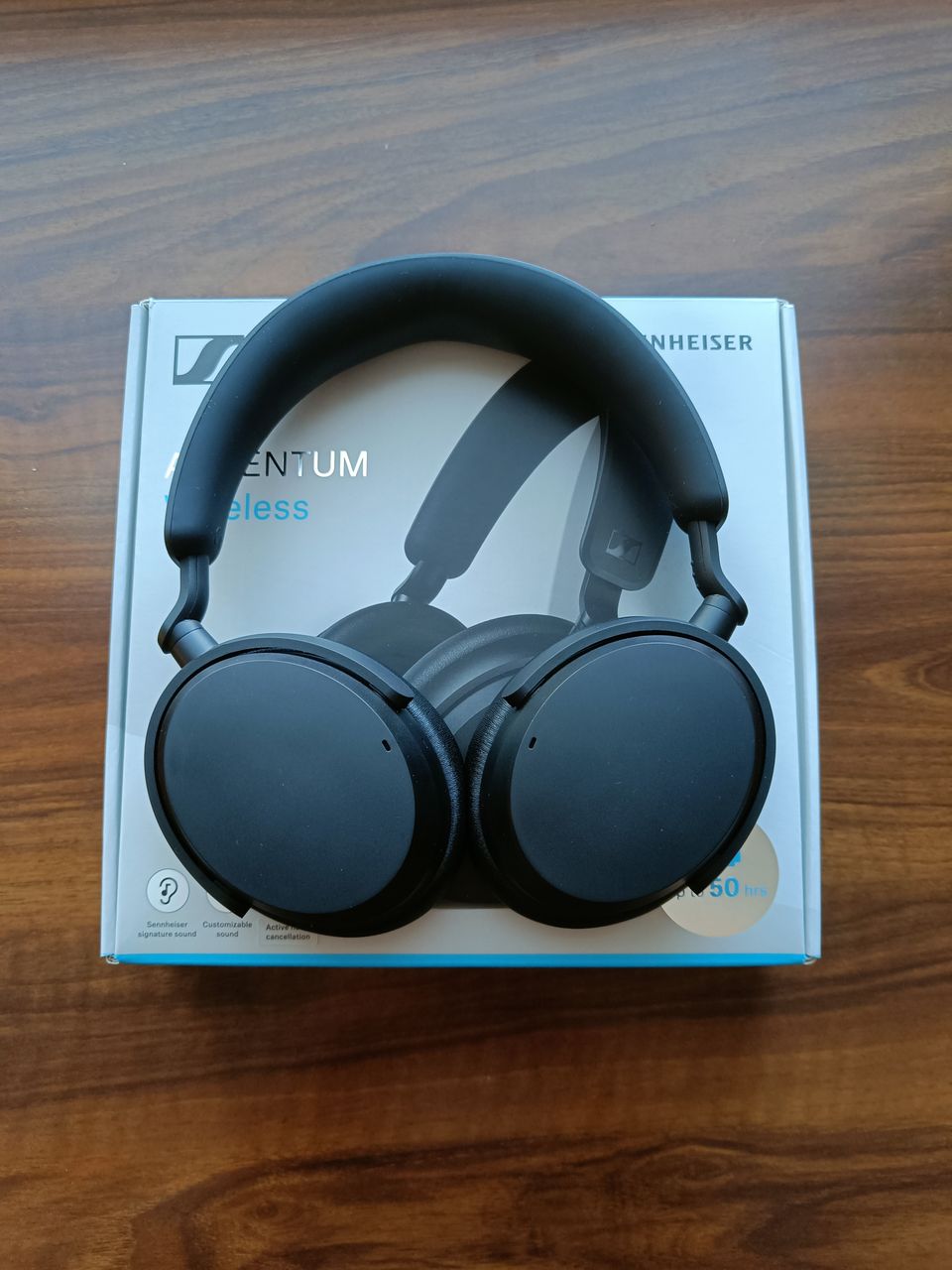 Sennheiser Accentum kuulokkeet