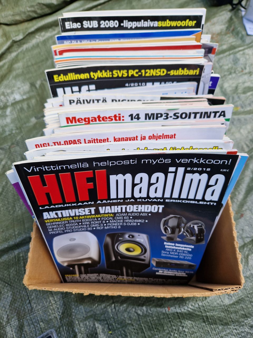 Hifimaailma lehtiä