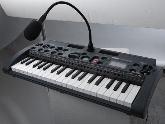 Korg Microsampler MS-1 , sampler & sequencer keyboard