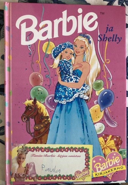 Kirja Barbie ja Shelly
