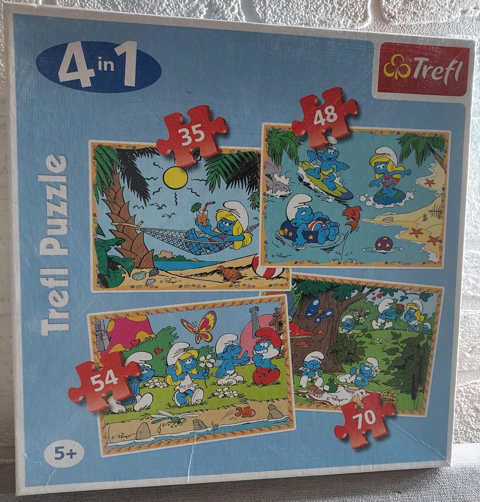 Trefl 4in1 palapeli Smurffit