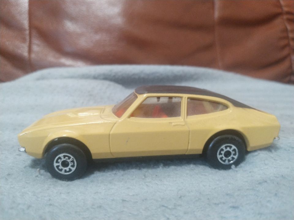 Matchbox Super Kings Ford Capri 2