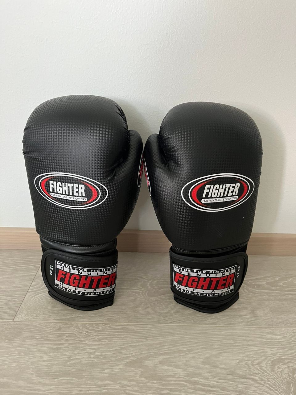 FIGHTER nyrkkeilyhanskat 12oz