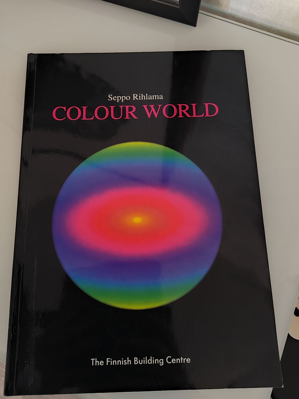 Rihlaman Colour World kirja